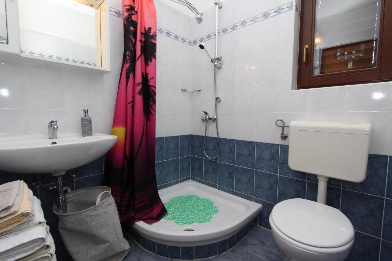 Rooms And Apartments Dino Ρόβινι Εξωτερικό φωτογραφία