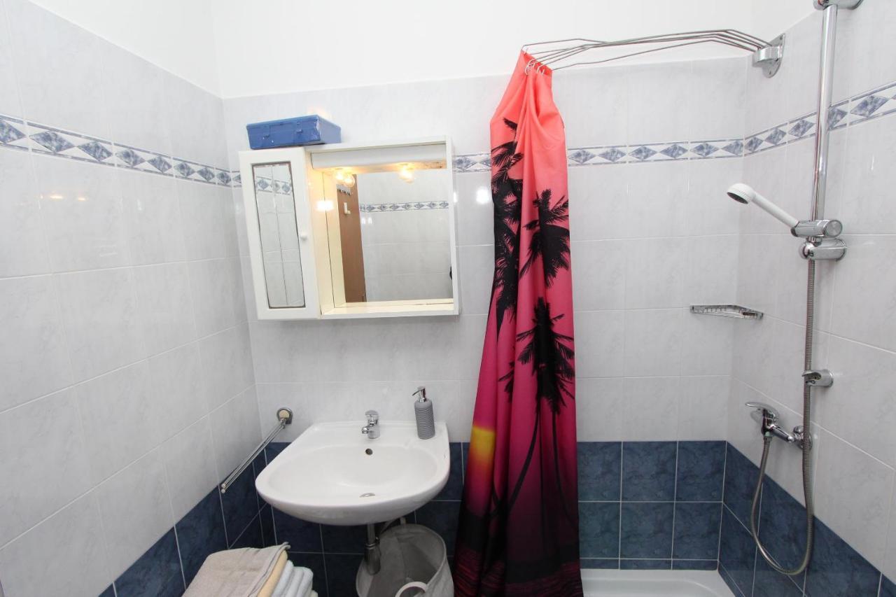 Rooms And Apartments Dino Ρόβινι Εξωτερικό φωτογραφία