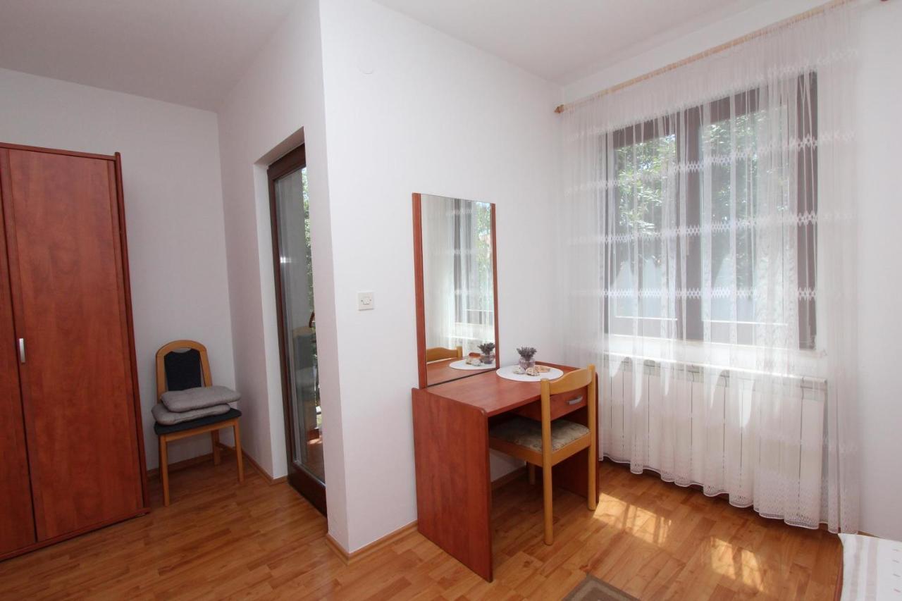 Rooms And Apartments Dino Ρόβινι Εξωτερικό φωτογραφία